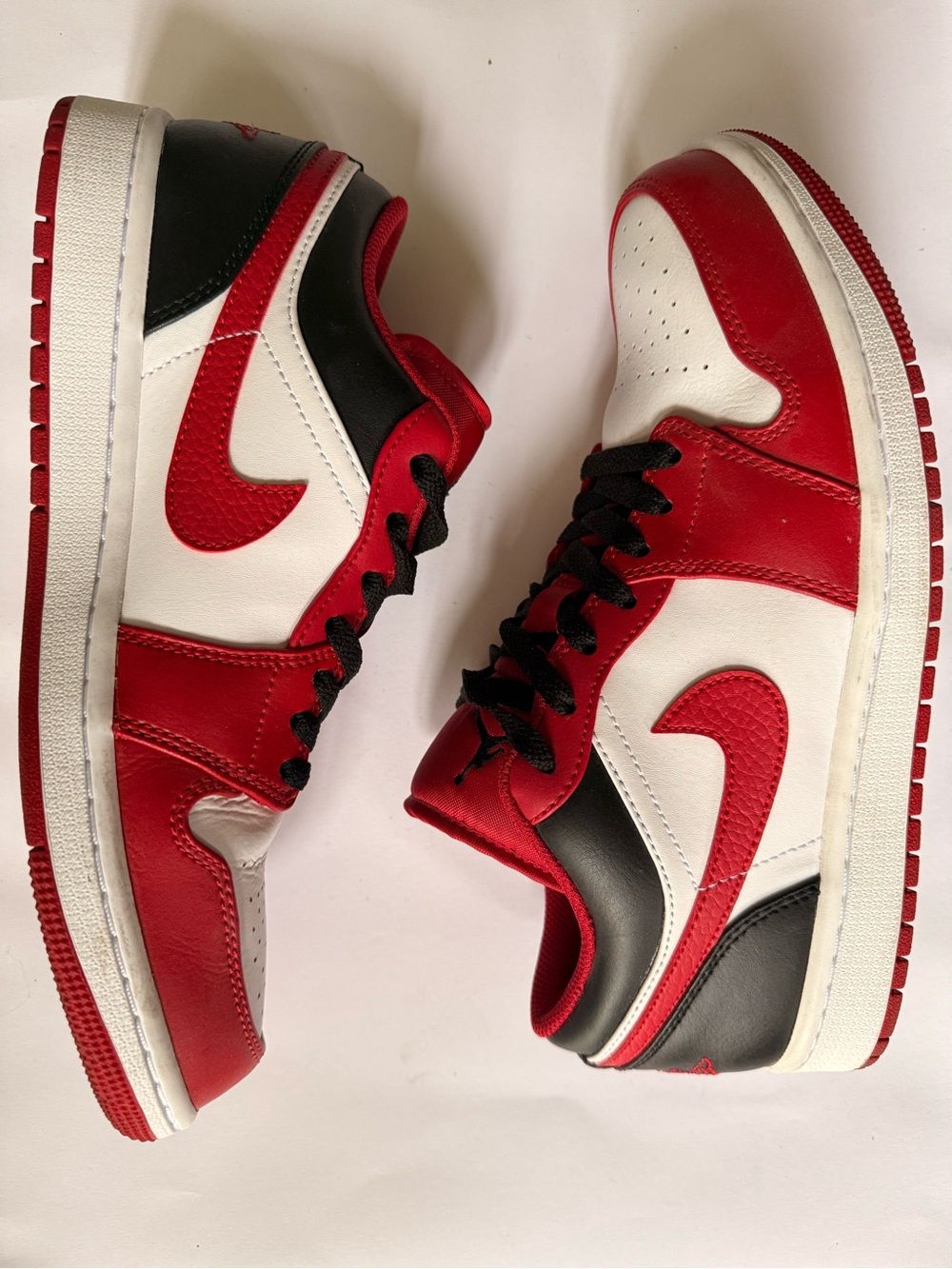 Jordan Men’s Low-Top Sneakers - Red/White/Black